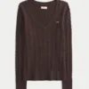 Camisola icónica com gola em V e malha trançada