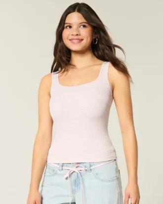 Camisola sem costuras com costura canelada e decote quadrado