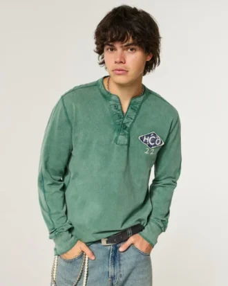 Logotipo Holiday Vault Release Gráfico Henley