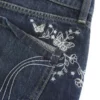 Mini-calções de ganga com bordado de borboleta, lavagem escura e cintura ultra baixa Mini-calções de ganga com bordado de borboleta, lavagem escura e cintura ultra baixa
