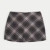 Mini-saia-calça de cintura alta em linha A