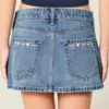 Mini-saia-calça de ganga com cintura baixa e laço bordado Mini-saia-calça de ganga com cintura baixa e laço bordado