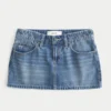 Mini-saia-calça de ganga com cintura baixa e laço bordado Mini-saia-calça de ganga com cintura baixa e laço bordado