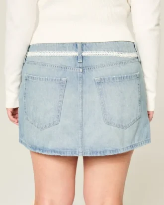 Mini-saia-calça de ganga com cintura baixa e laço de renda