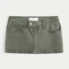 Mini-saia-calça em sarja Mini-saia-calça em sarja