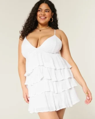 Mini vestido babydoll com decote em V e folhos