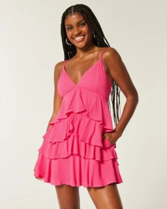 Mini vestido babydoll com decote em V e folhos
