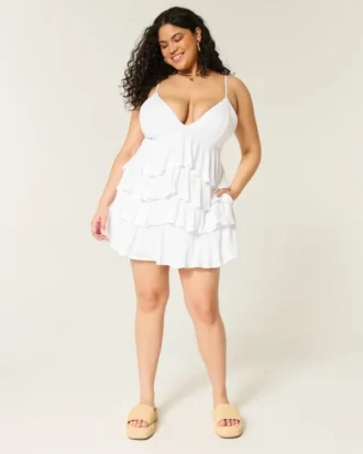 Mini vestido babydoll com decote em V e folhos