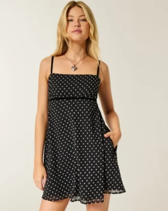 Mini vestido babydoll em chiffon