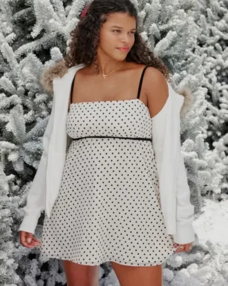 Mini vestido babydoll em chiffon