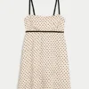 Mini vestido babydoll em chiffon