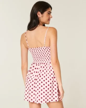 Mini vestido com botões