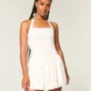 Mini vestido com cintura descida e alças