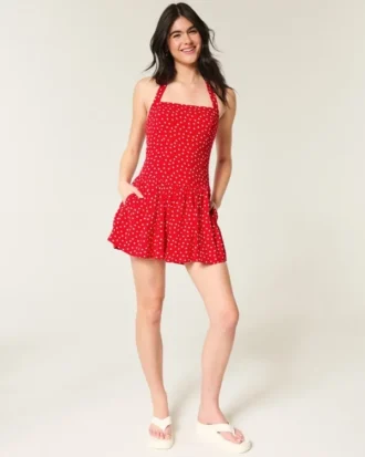 Mini vestido com cintura descida e alças