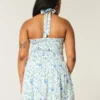 Mini vestido com cintura descida e alças