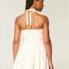 Mini vestido com cintura descida e alças