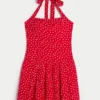 Mini vestido com cintura descida e alças