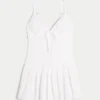 Mini vestido com decote em V
