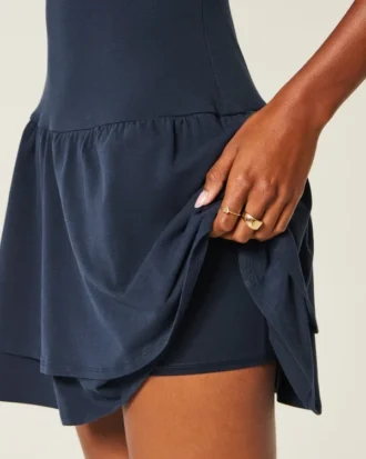 Mini vestido em malha com camadas