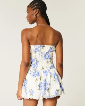 Mini vestido sem alças