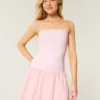 Mini vestido sem alças com cintura descida em malha