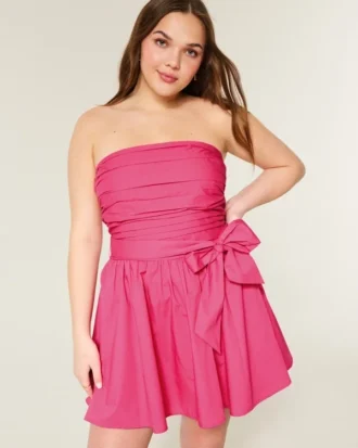 Mini vestido sem alças com laço