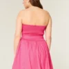 Mini vestido sem alças com laço