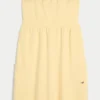 Mini vestido sem alças em tecido felpudo Mini vestido sem alças em tecido felpudo