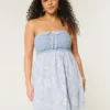 Mini vestido sem alças estilo croché
