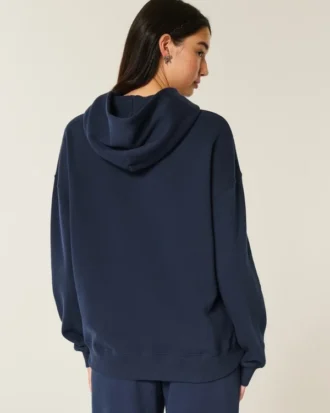 Moletom com capuz oversized com estampa da turma de 26