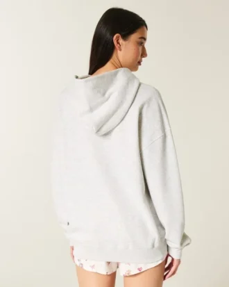 Moletom com capuz oversized para idosos