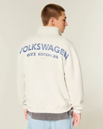Moletom com zíper até a metade e estampa da Volkswagen