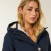 Parka com forro de pele sintética