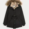 Parka com forro de pele sintética