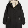 Parka com forro de pele sintética