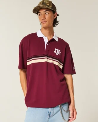 Polo com gráfico da Universidade Texas A&M