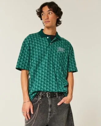 Polo com gráfico dos Michigan State University Spartans