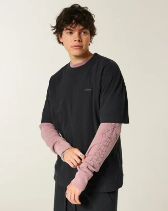 T-shirt com gola redonda, corte quadrado e logótipo micro pesado