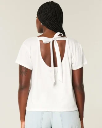 T-shirt com padrão de coração e laço fácil de atar nas costas
