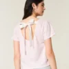 T-shirt com padrão floral e laço fácil de atar nas costas