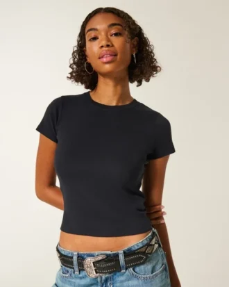T-shirt de manga curta com gola redonda