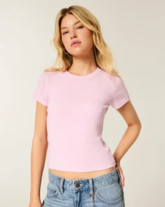 T-shirt de manga curta com gola redonda