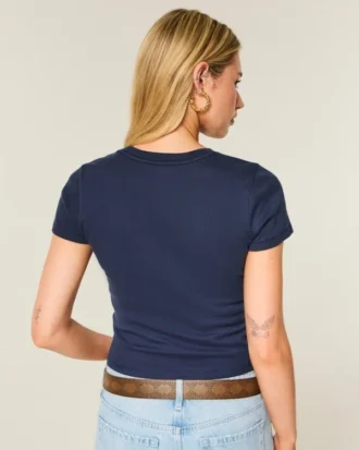 T-shirt de manga curta com gola redonda