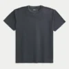 T-shirt descontraída com gola redonda e efeito lavado T-shirt descontraída com gola redonda e efeito lavado