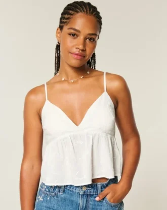 Top babydoll brilhante com bordado simples