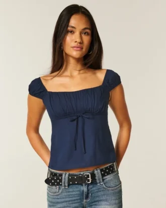Top babydoll com ombros à mostra