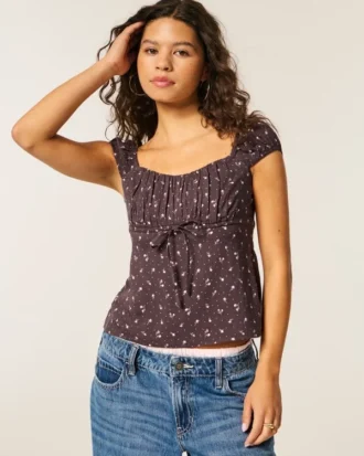 Top babydoll com ombros à mostra