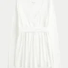 Top babydoll de manga comprida com frente cruzada Top babydoll de manga comprida com frente cruzada