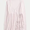Top babydoll de manga comprida com padrão floral Top babydoll de manga comprida com padrão floral
