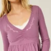 Top babydoll de manga comprida com pinças no peito